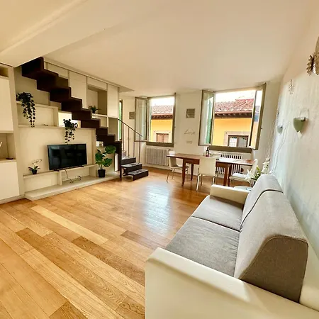 Duomo View And Hammam Apartment *