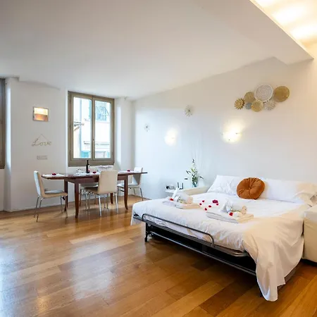Apartament Duomo View And Hammam *