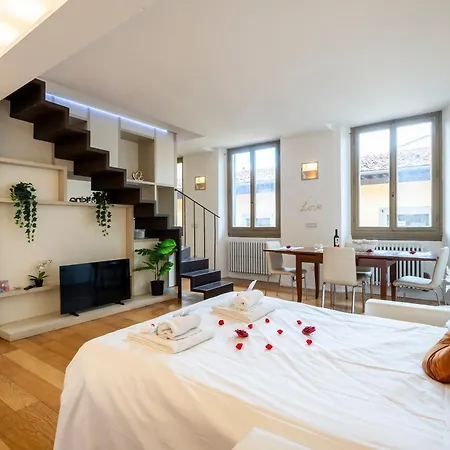 Apartment Duomo View And Hammam