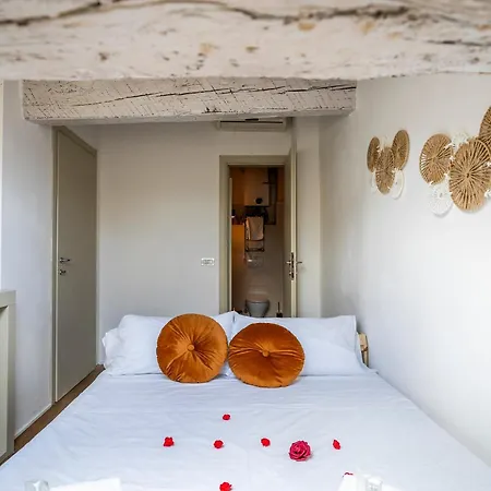 Duomo View And Hammam Apartment Florence