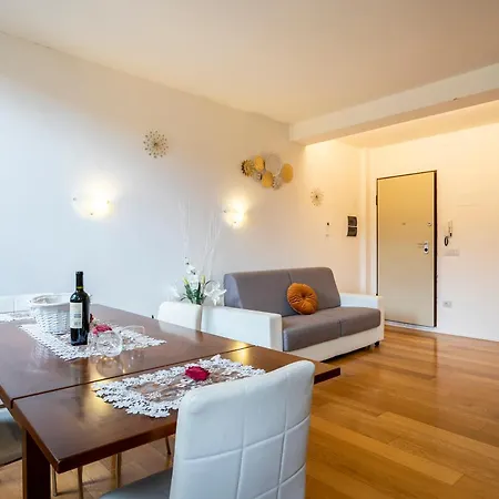 Apartment Duomo View And Hammam Florence