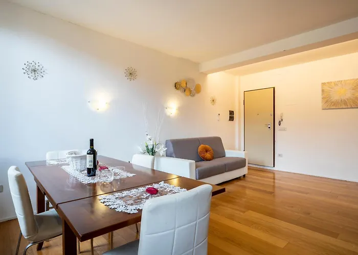 Apartament Duomo View And Hammam Florencja